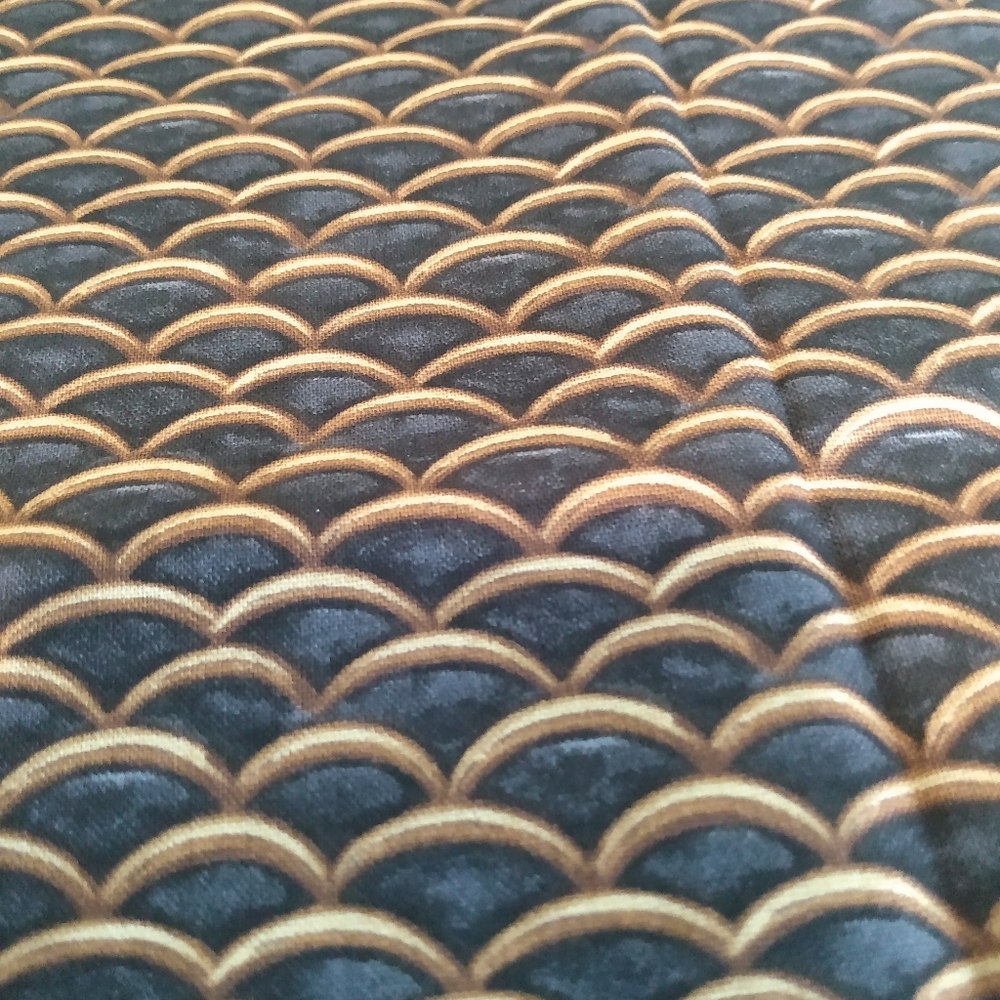 Black and gold potholders set of 2